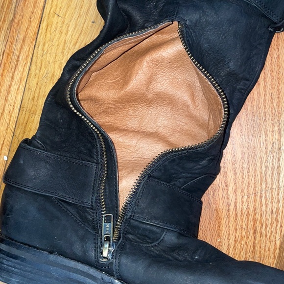 Gentle Souls Kenneth Cole Flat Buckle Zip Boots knee high Edgefield Black 9.5 ** - Picture 8 of 17